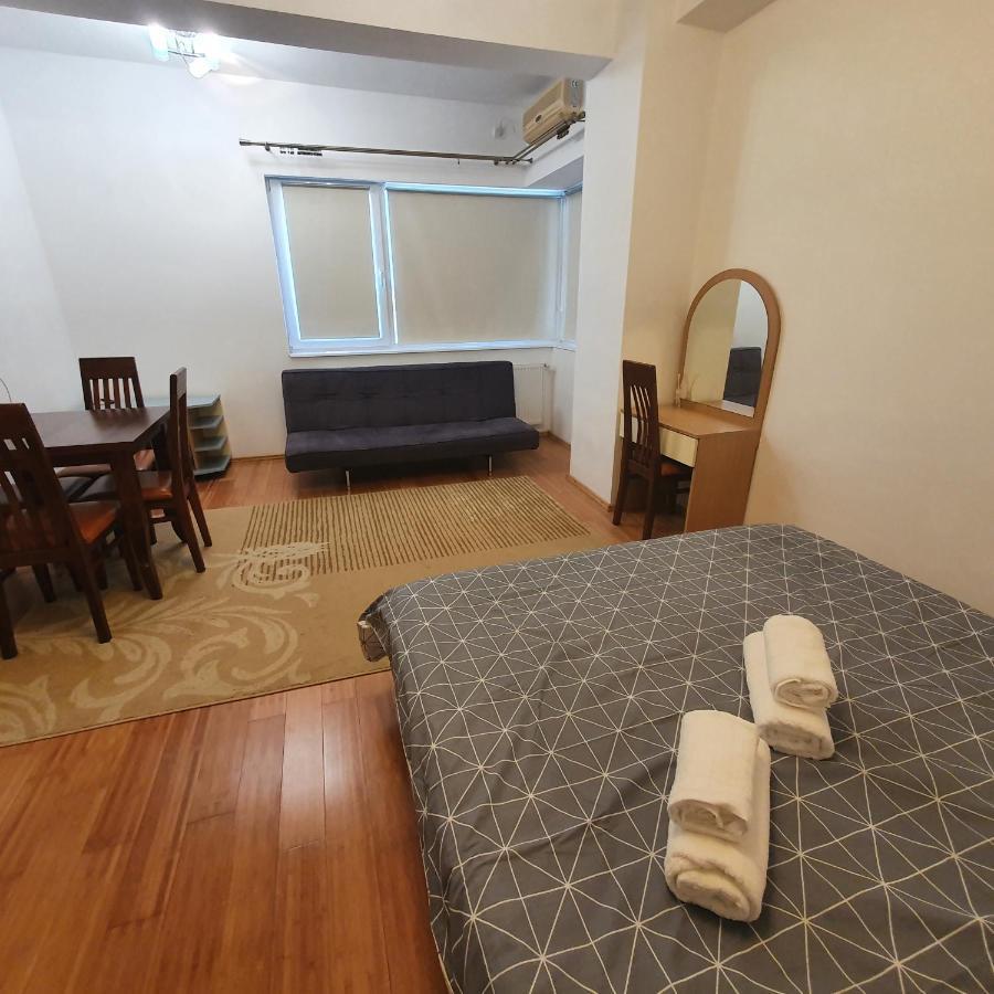 Апартаменти Apartament O Camera Мамая Екстер'єр фото