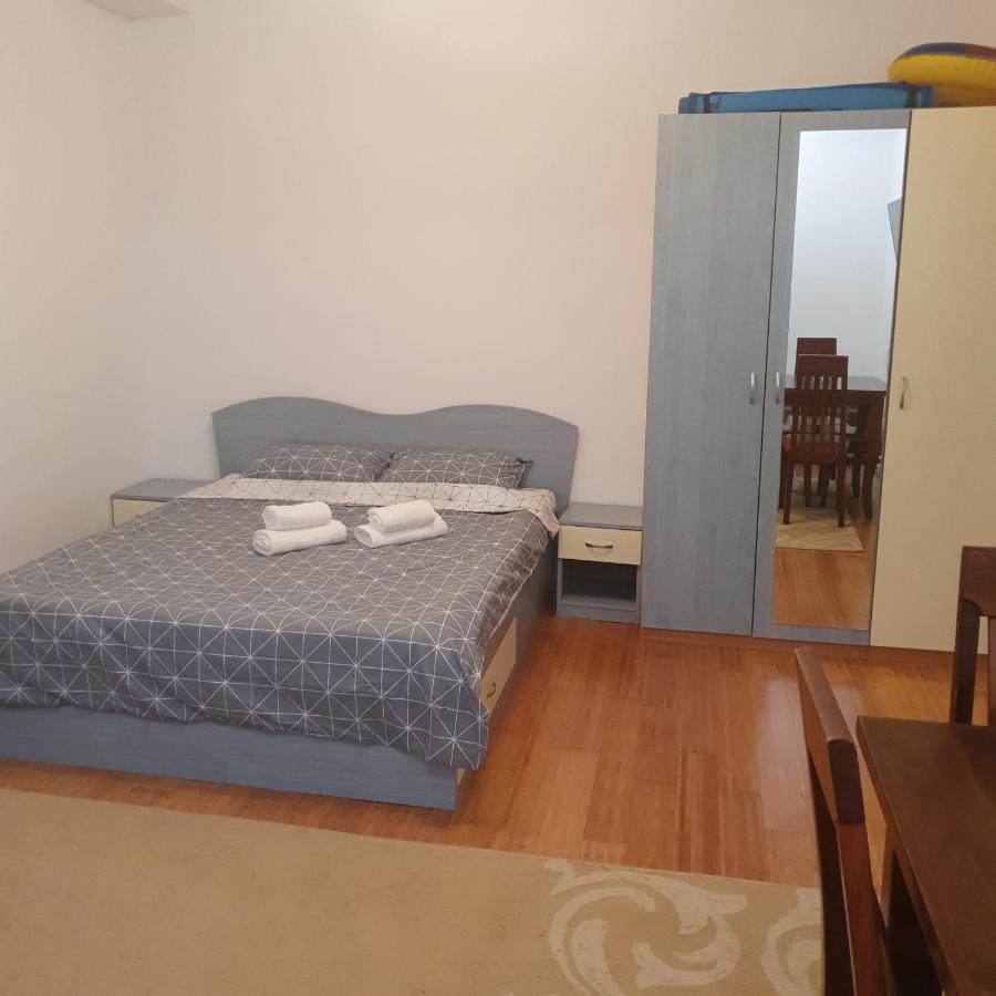 Апартаменти Apartament O Camera Мамая Екстер'єр фото